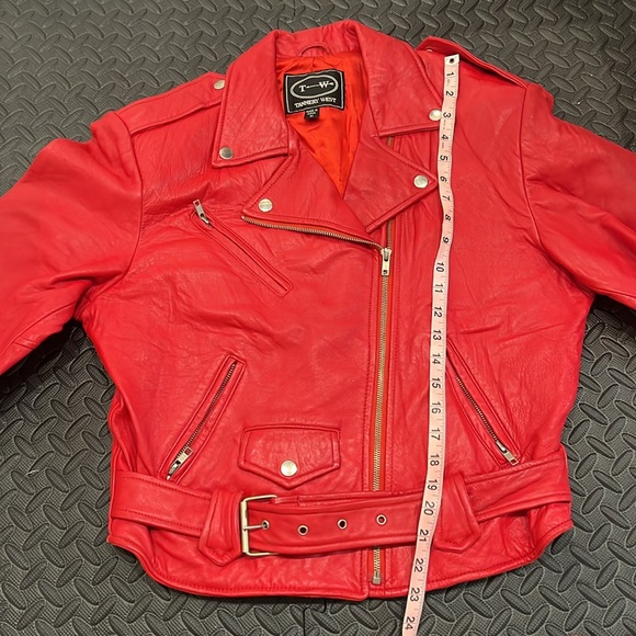 100% Red Leather motorcycle Jacket - Picture 9 of 10